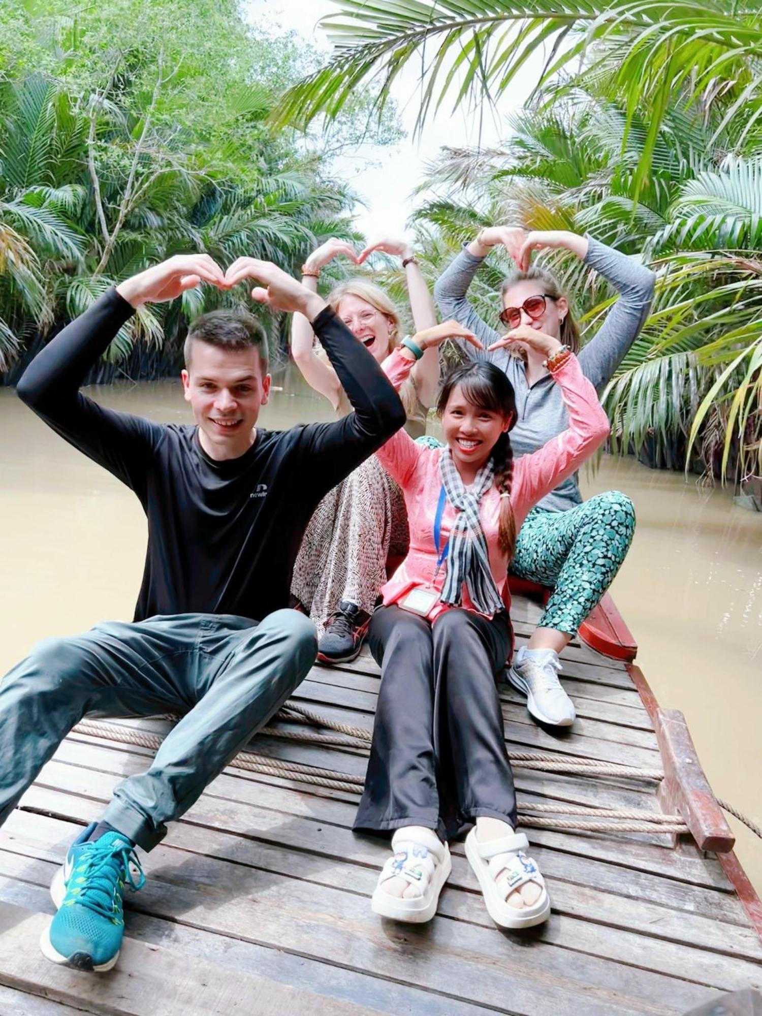 Hide Away Bungalows In Ben Tre City Экстерьер фото