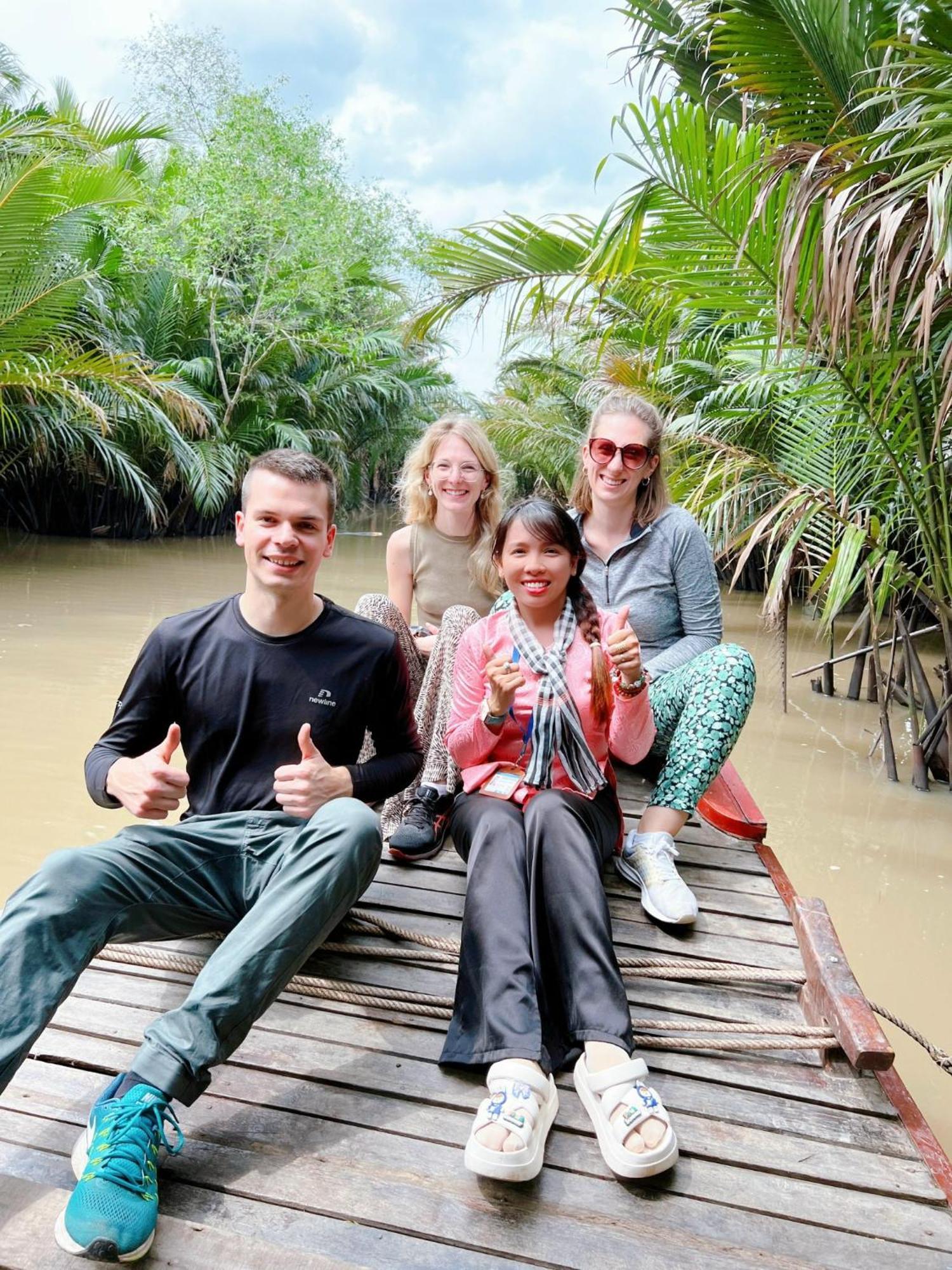 Hide Away Bungalows In Ben Tre City Экстерьер фото