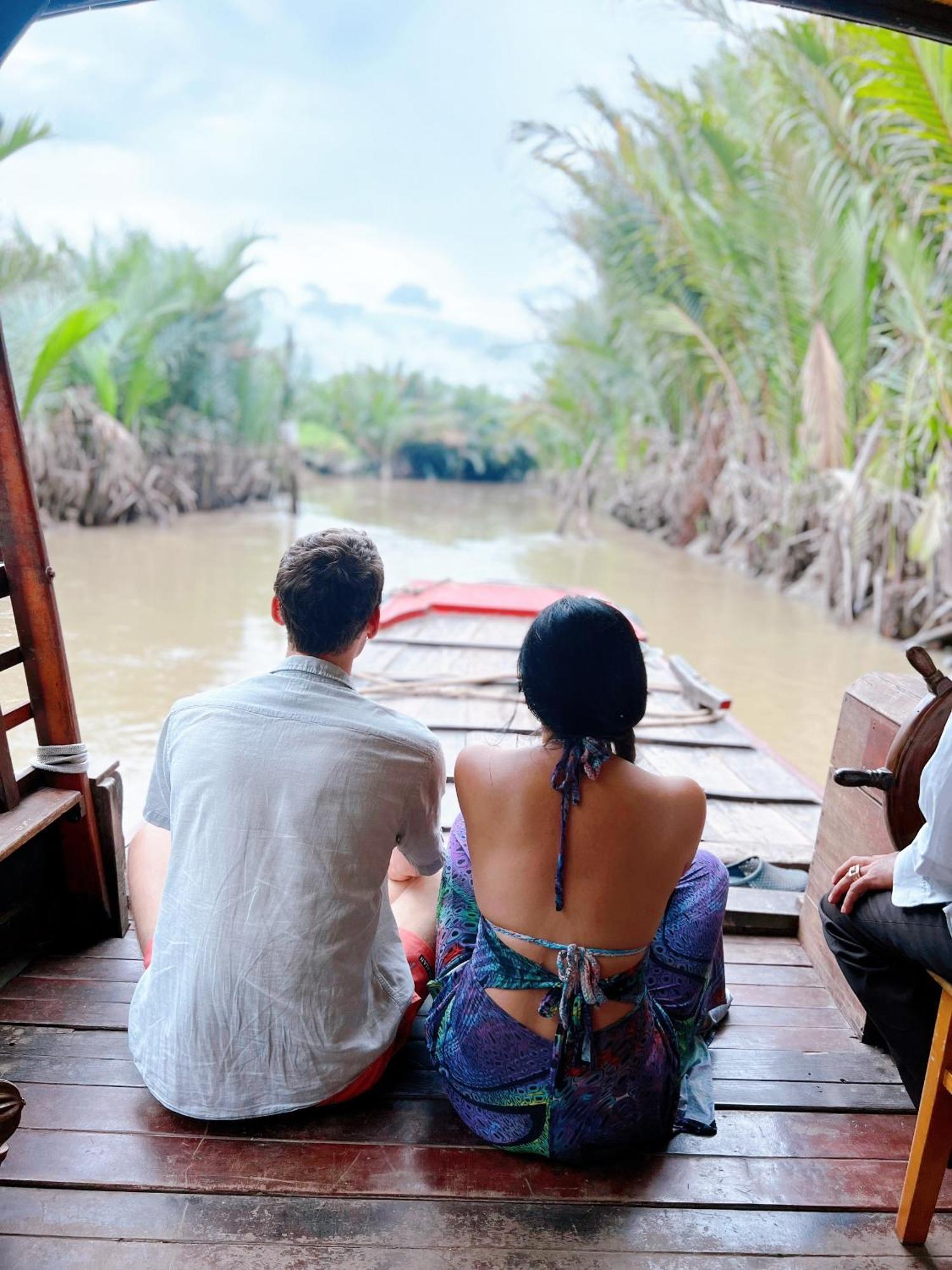 Hide Away Bungalows In Ben Tre City Экстерьер фото